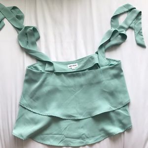 Mint greet flowy super down top